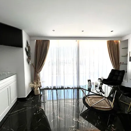 Mare 2 Chania (Crete)