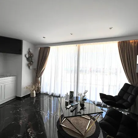 Apartment Mare 2