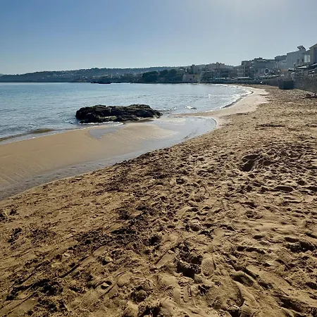 Mare 2 * Ханья (Крит)
