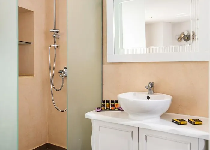 Mare 2 * Chania (Crete)